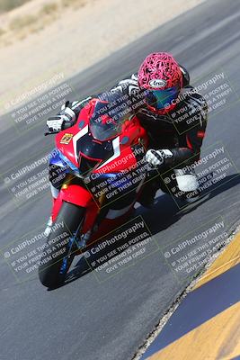 media/Apr-13-2025-Race Pace (Sun) [[7918213ab8]]/Vested/6-Turn 6 Inside (1pm)/